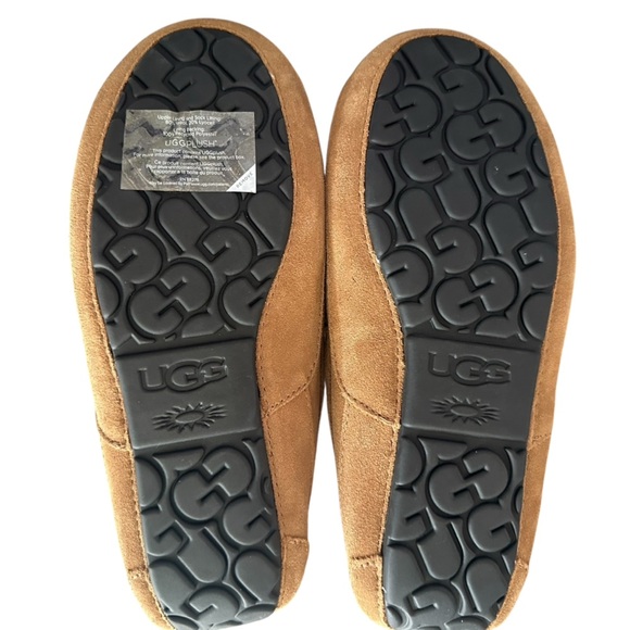UGG ASCOT TAN SUEDE SLIPPERS SIZE 8 main image 8